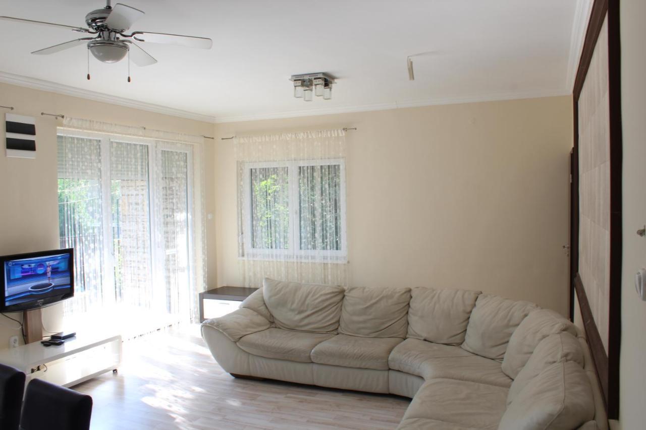 Medlin Apartman Apartment Siofok Exterior photo